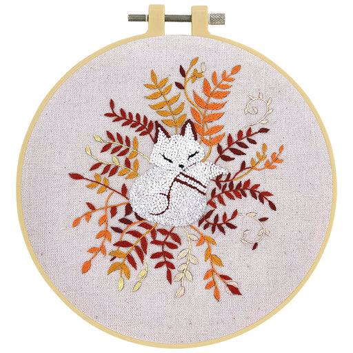Make It  Embroidery Kit - Flower Fox - 12.4 x 10.2 cm